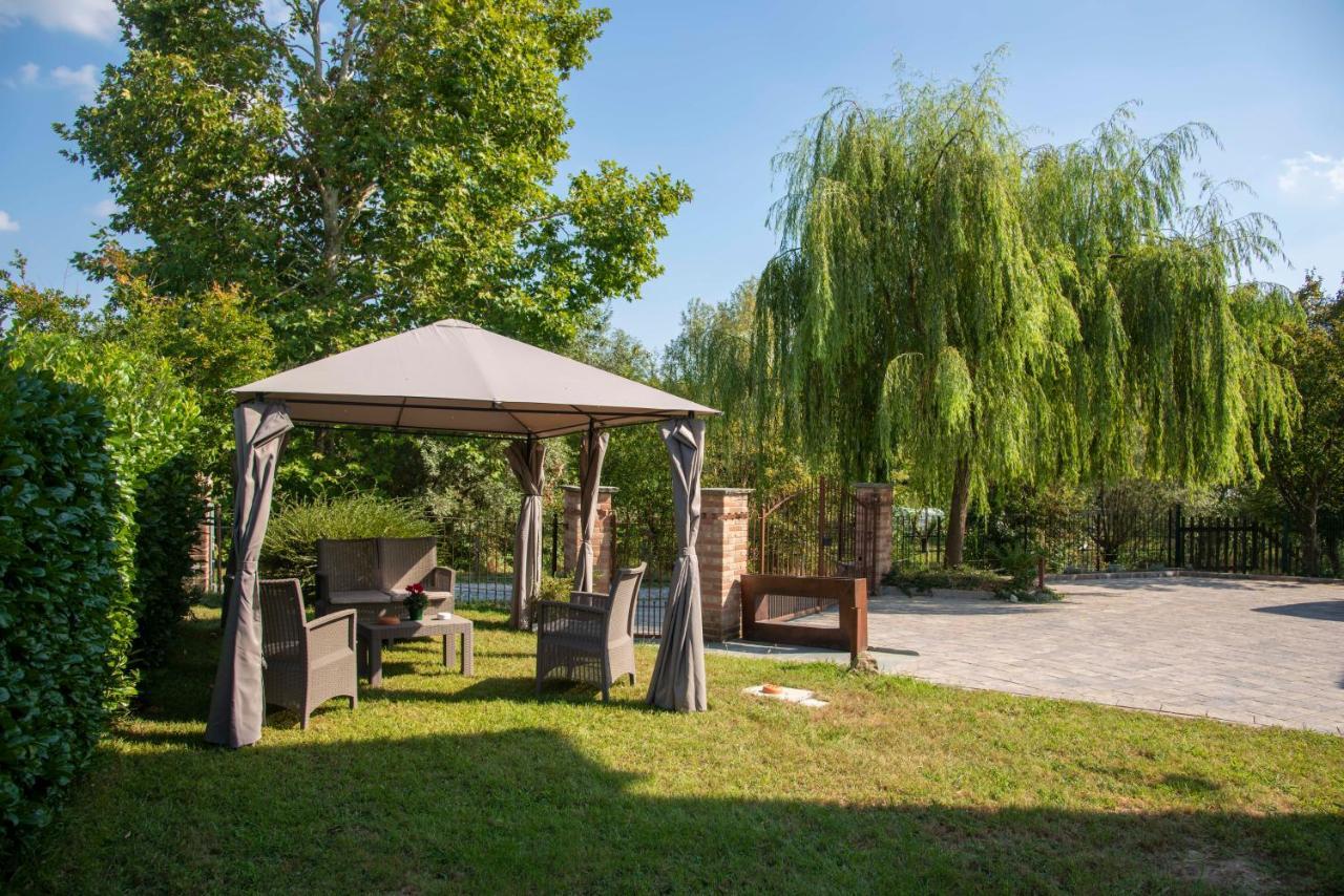 Agriturismo Cascina Costa Cassago Brianza Exterior foto